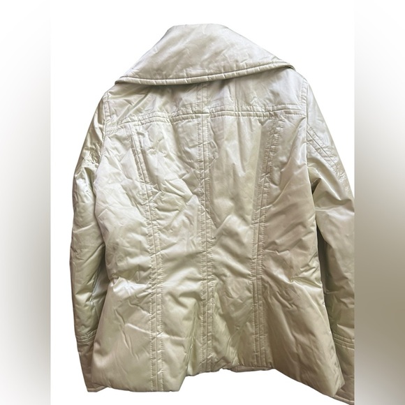 Hugo Boss Women's Light Lime Puffer Jacket - Picture 3 of 3